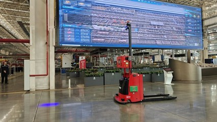 構(gòu)建人工智能創(chuàng)新生態(tài)，以軟件服務(wù)引領(lǐng)未來科技變革